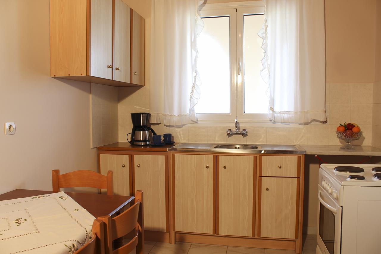 Pelagion Holidays Apartments Kypseli Bagian luar foto